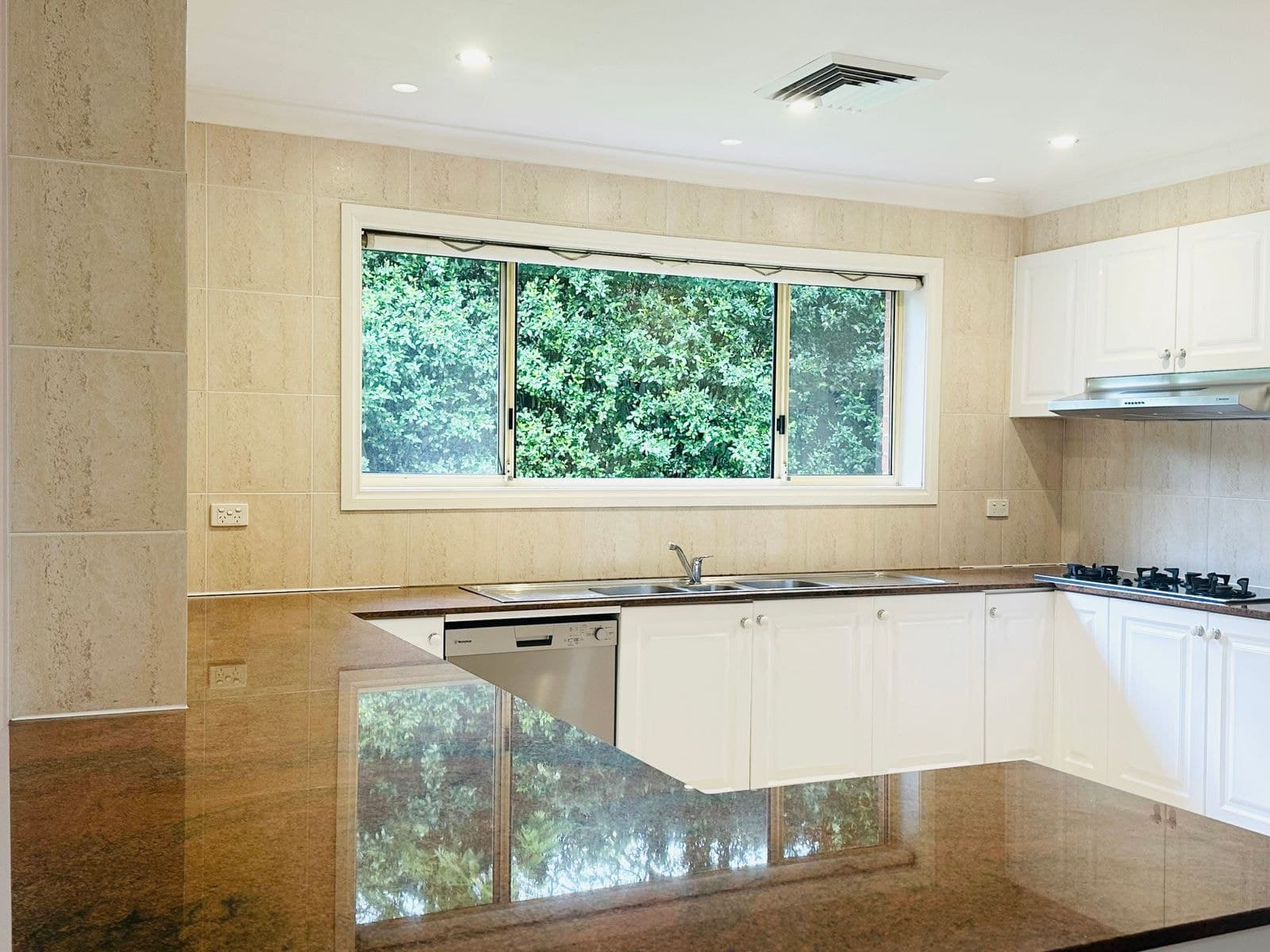 6 Waratah Street, Roseville NSW 2069, Roseville - Thumbnail 3