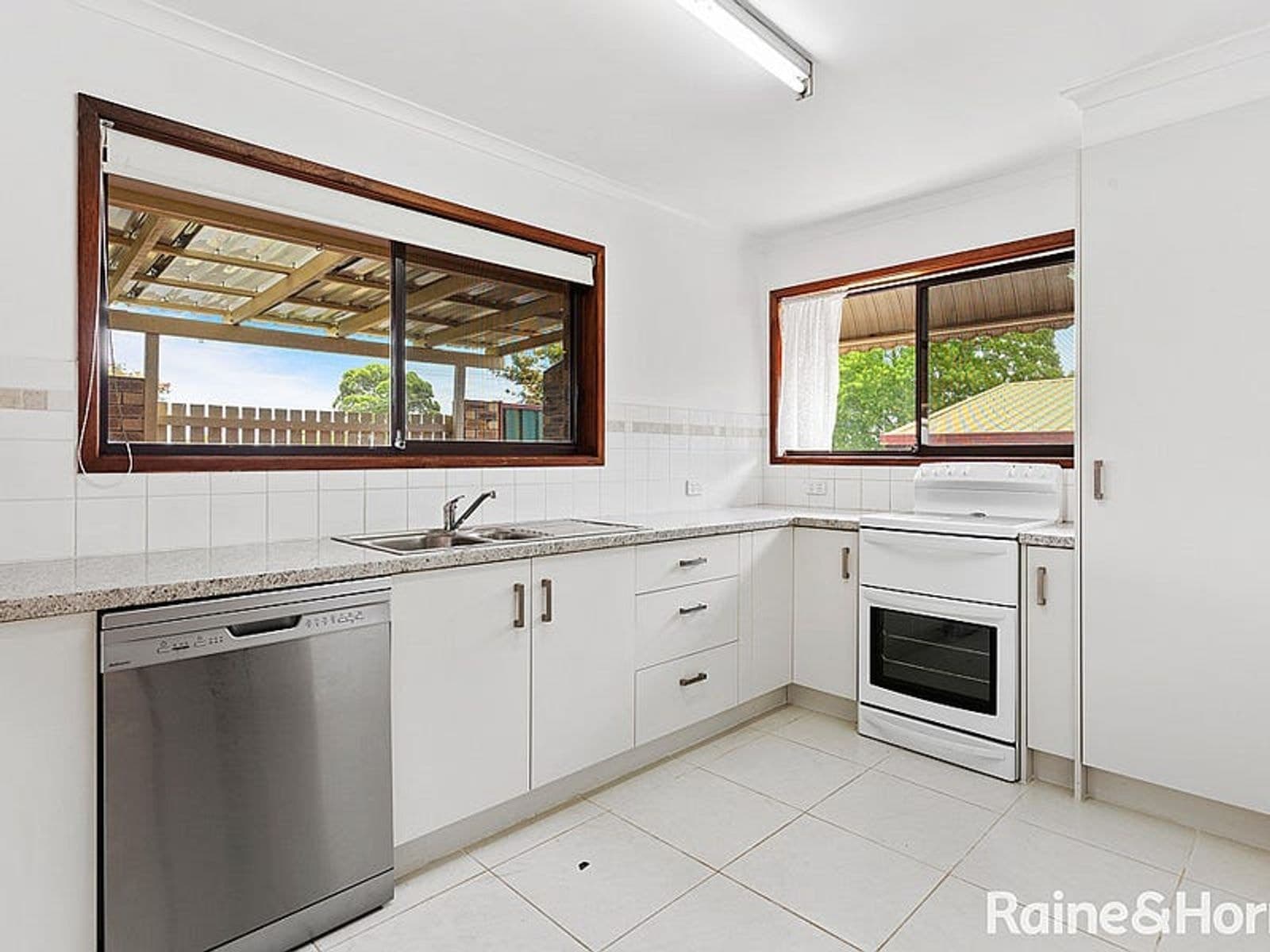 30 Charnley Street, Kearneys Spring QLD 4350, Kearneys Spring - Thumbnail 2