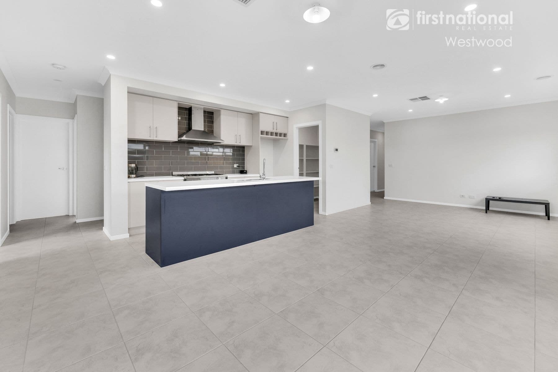 37 Shanti Circuit, Werribee VIC 3030, Werribee - Thumbnail 3