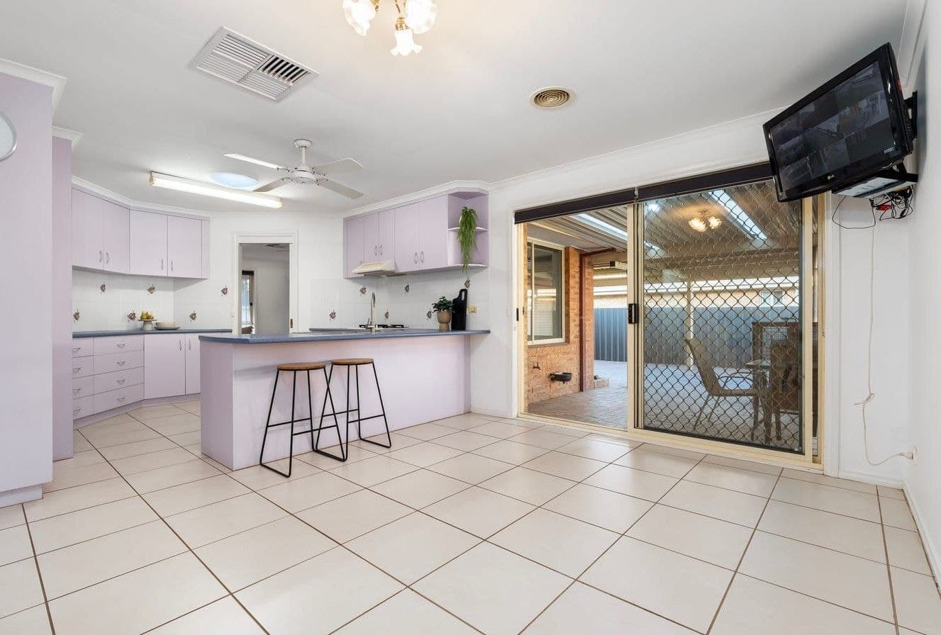 54 Saville Avenue, Lavington NSW 2641, Lavington - Thumbnail 6