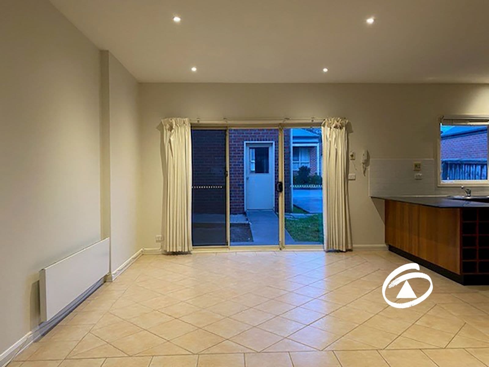 8/10 Parkhill Drive, Berwick, VIC 3806, Berwick - Thumbnail 8