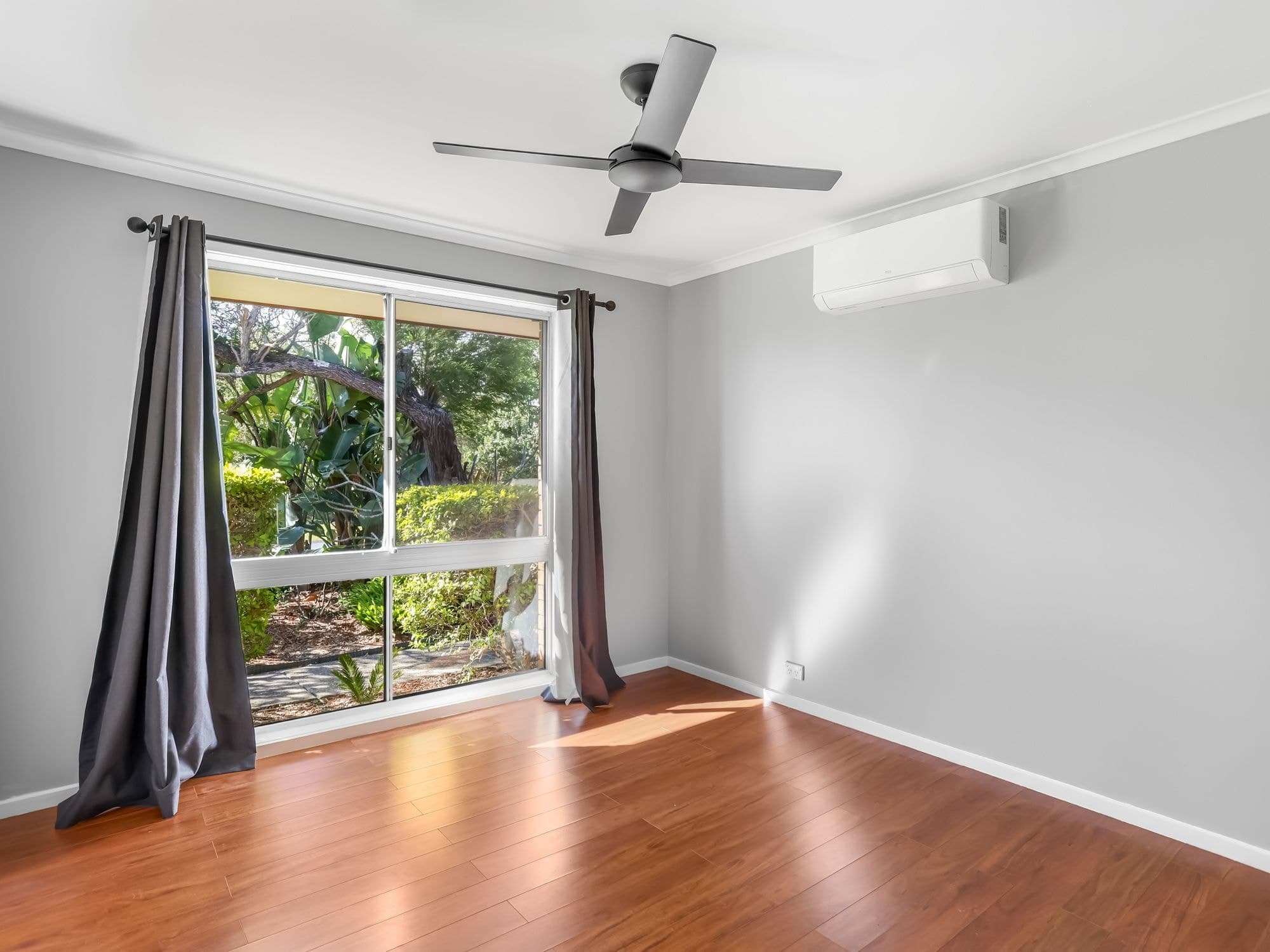 12 Balfour Crescent, Highland Park QLD 4211, Highland Park - Thumbnail 7