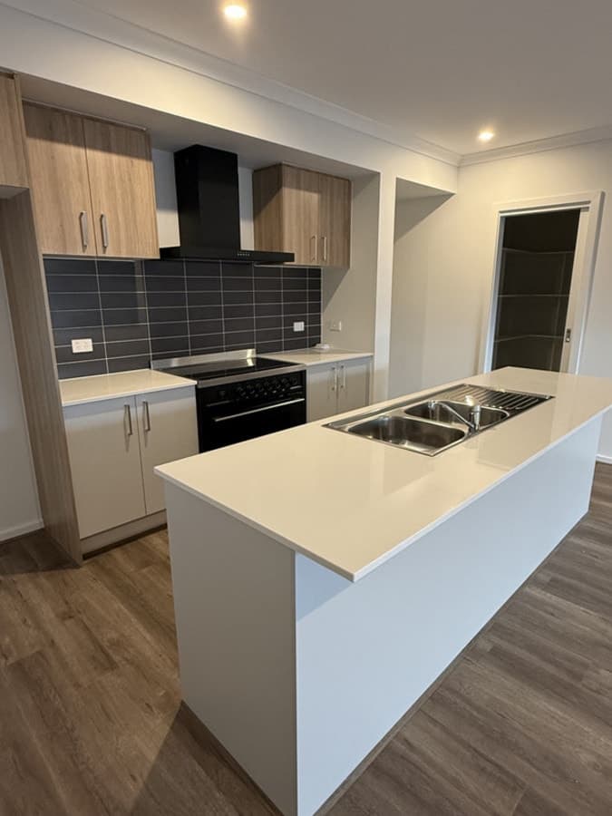 6 Senepol Street, Moe VIC 3825, Moe - Thumbnail 2