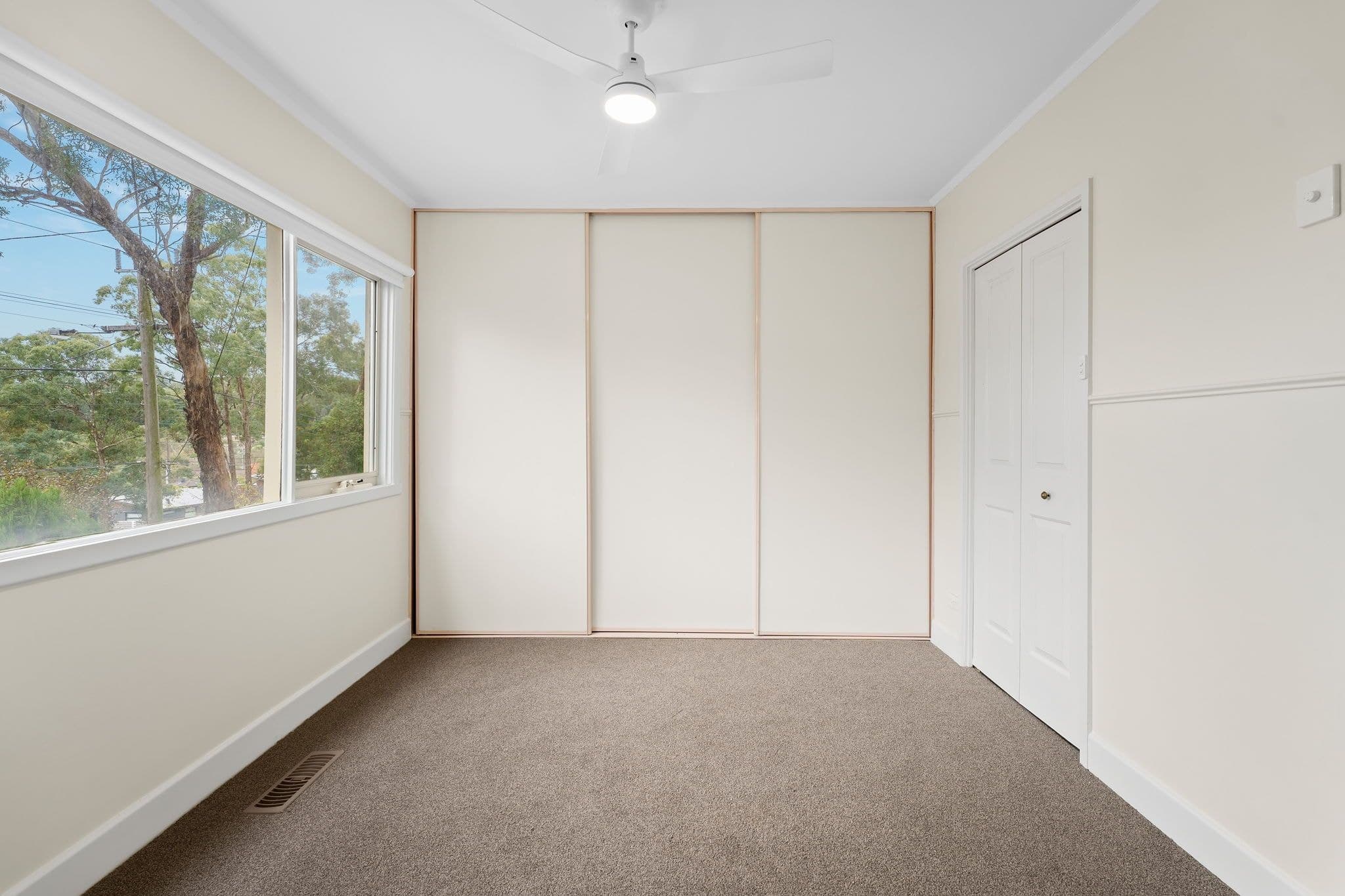 204 Rattray Road, Montmorency VIC 3094, Montmorency - Thumbnail 4