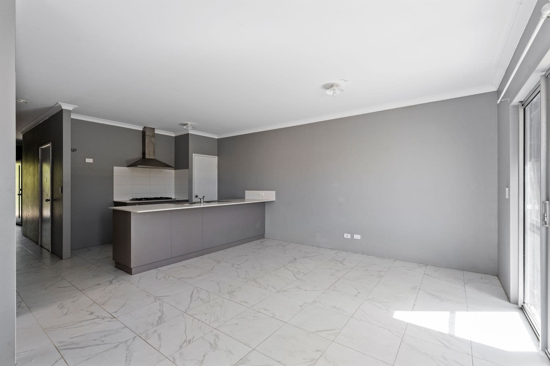 8 Ferntree Lane, Coodanup WA 6210, Coodanup - Thumbnail 4