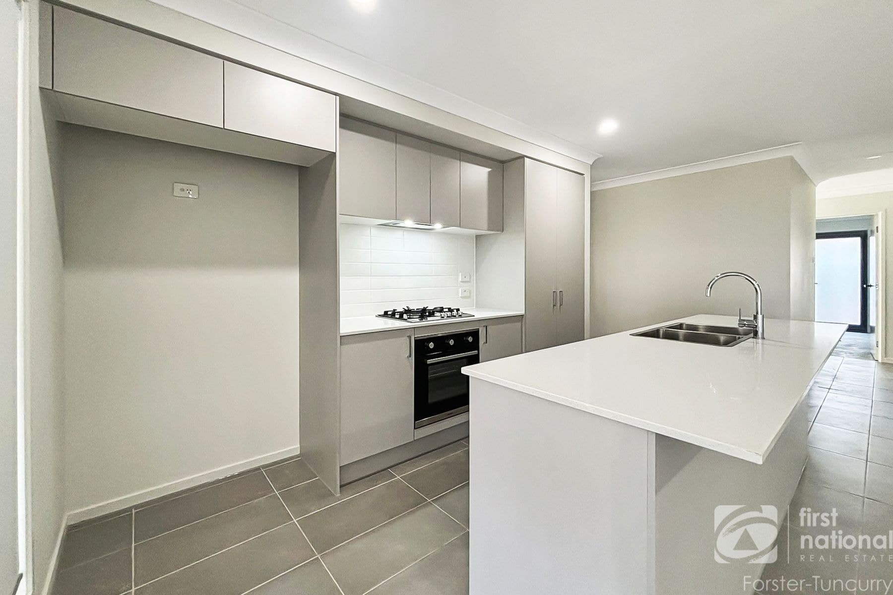 1/15 Neptune Avenue, Forster NSW 2428, Forster - Thumbnail 3