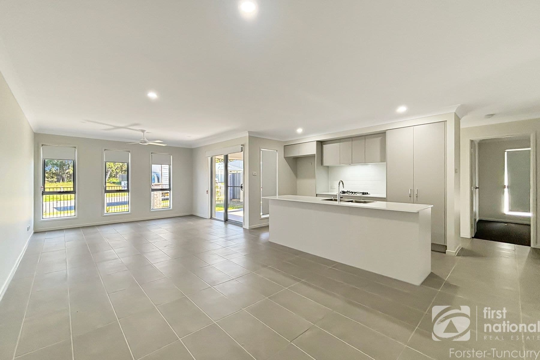 1/15 Neptune Avenue, Forster NSW 2428, Forster - Thumbnail 4