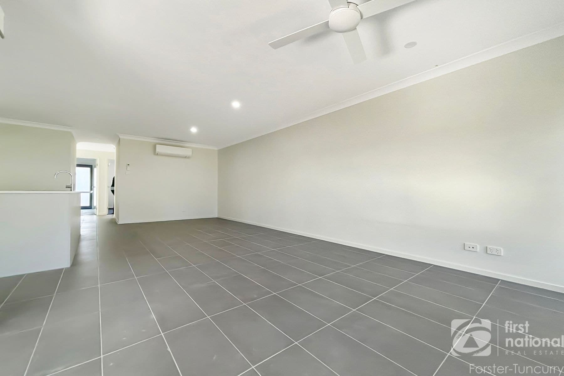 1/15 Neptune Avenue, Forster NSW 2428, Forster - Thumbnail 5