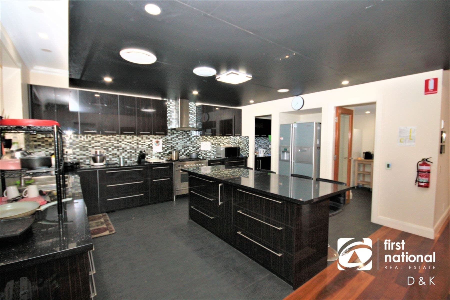 Room 2/19 Commercial Road, Footscray VIC 3011, Footscray - Thumbnail 3