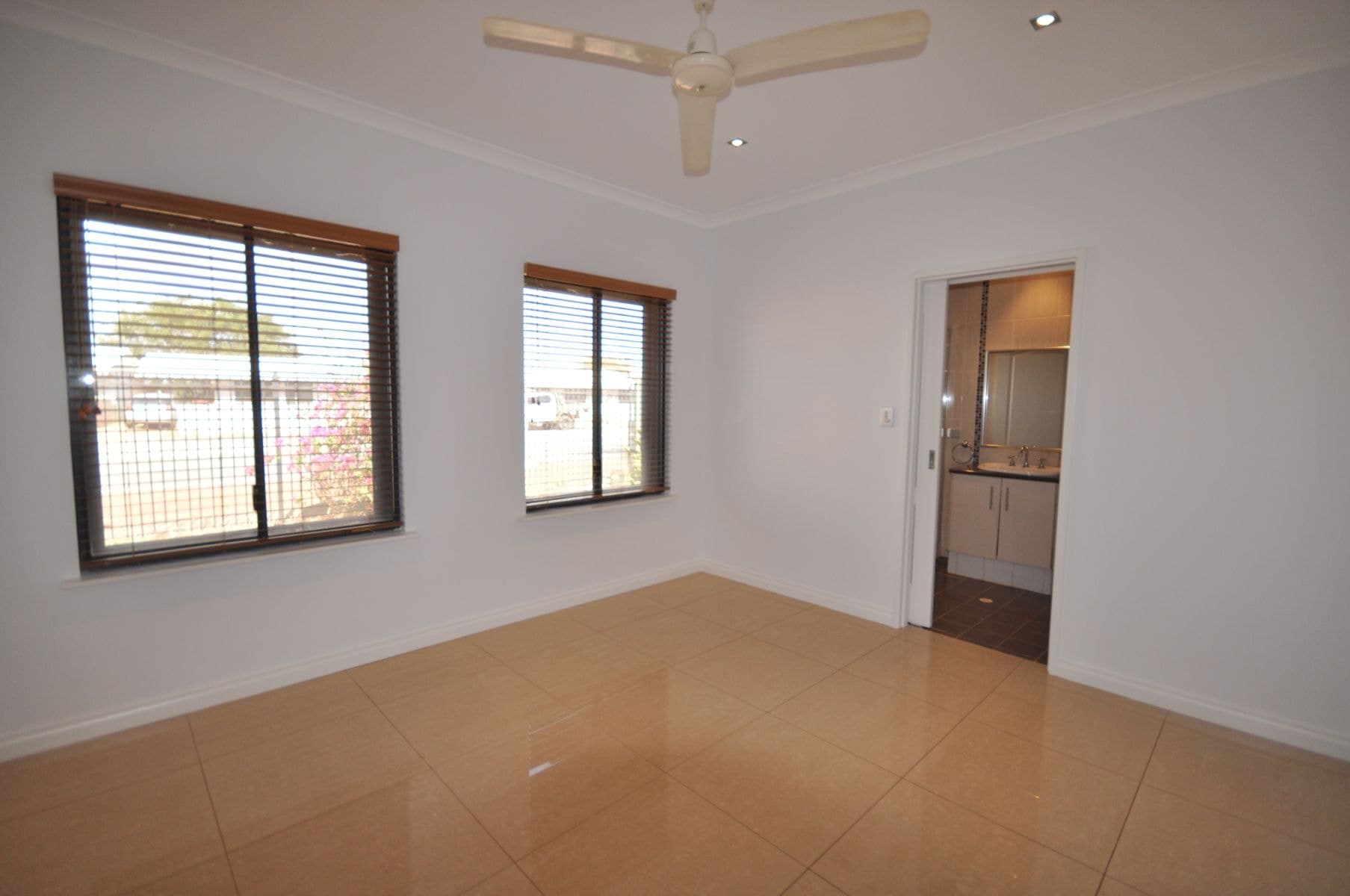 8 Rutherford Road, South Hedland WA 6722, South Hedland - Thumbnail 3