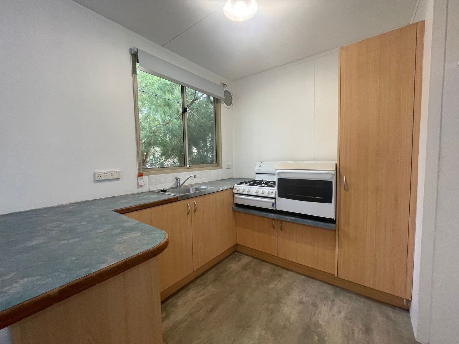 1/111 Woori Yallock Road, Cockatoo VIC 3781, Cockatoo - Thumbnail 2