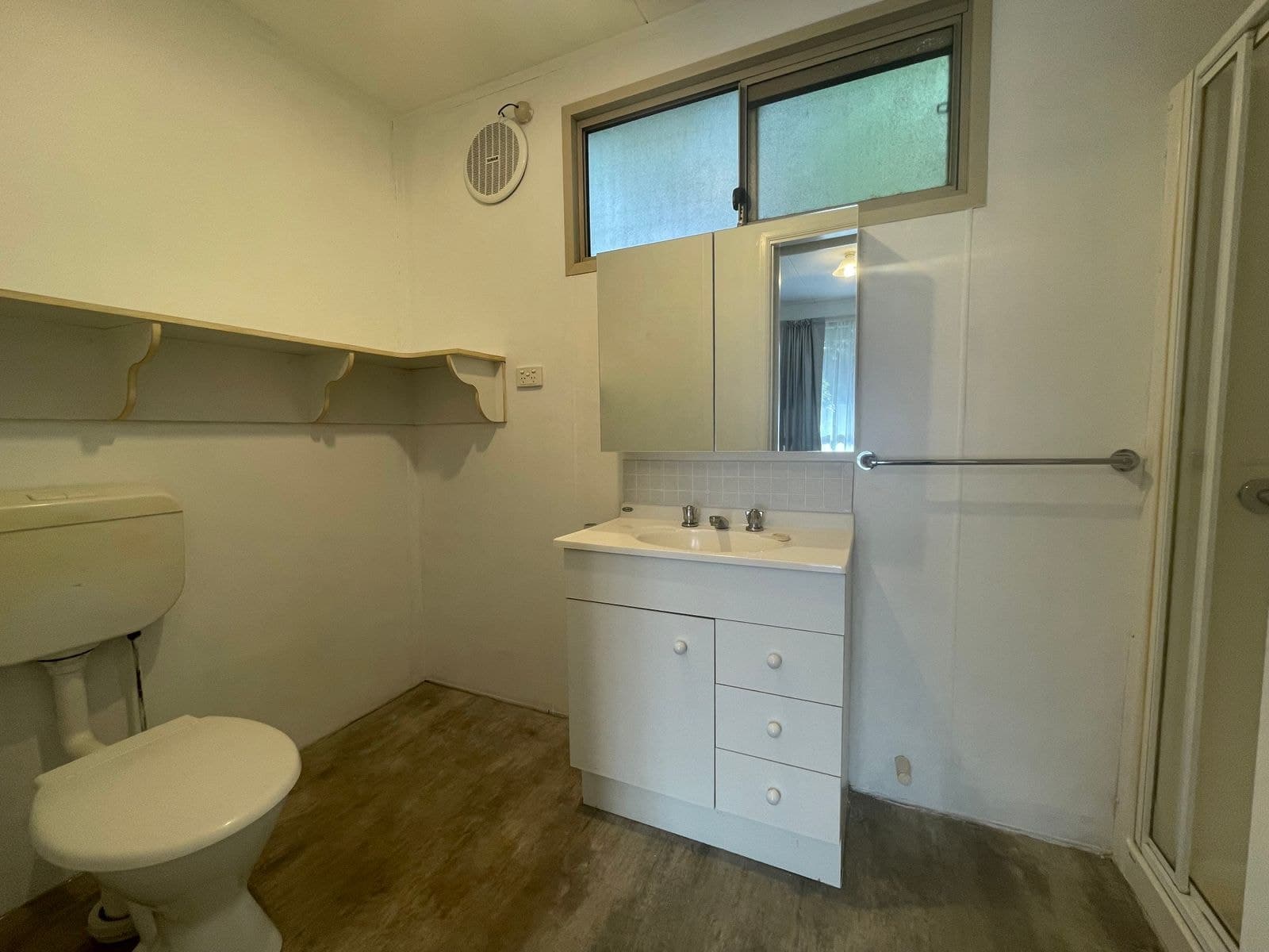 1/111 Woori Yallock Road, Cockatoo VIC 3781, Cockatoo - Thumbnail 5