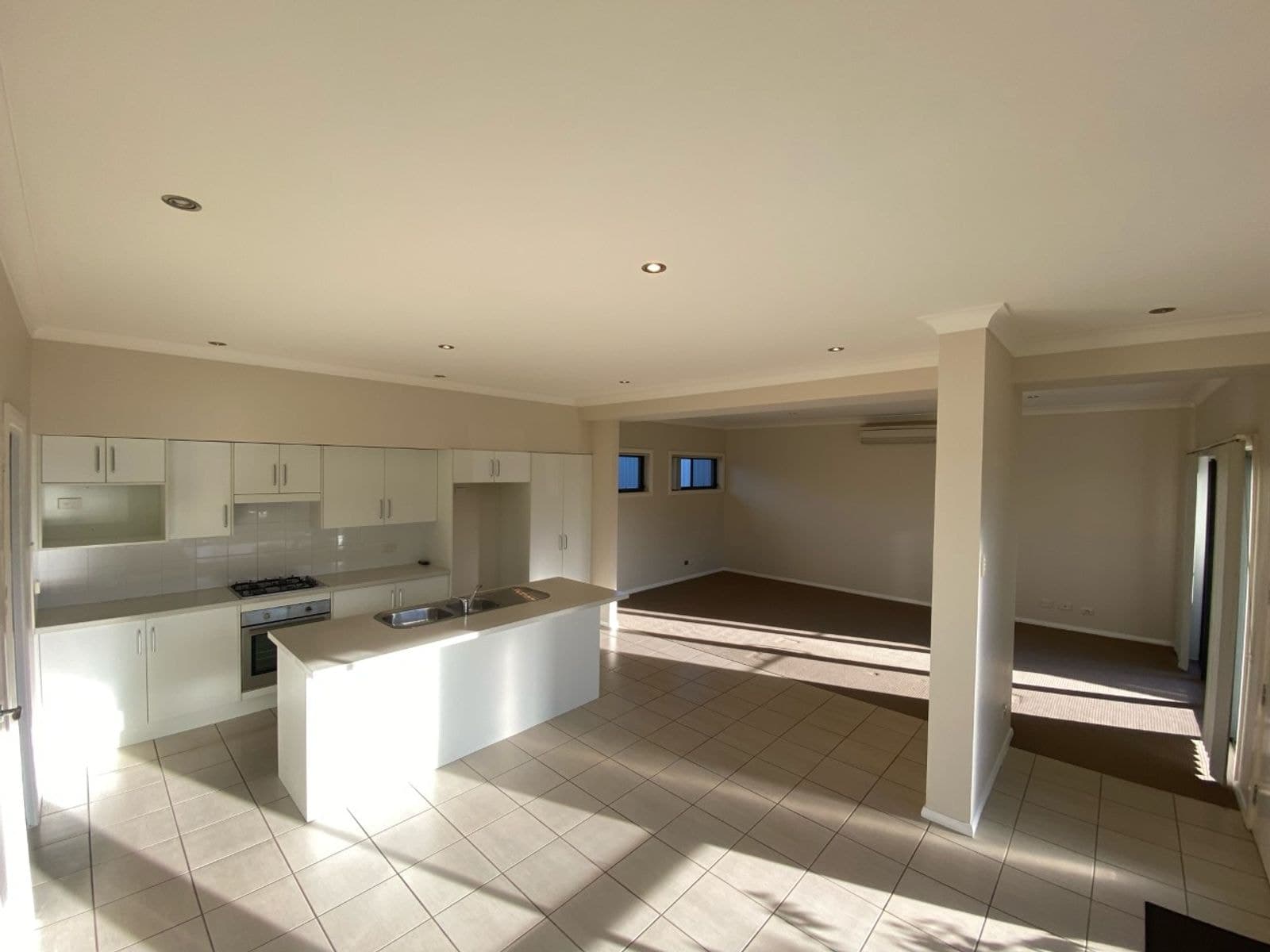1/33 Martindale Street, Wallsend NSW 2287, Wallsend - Thumbnail 2