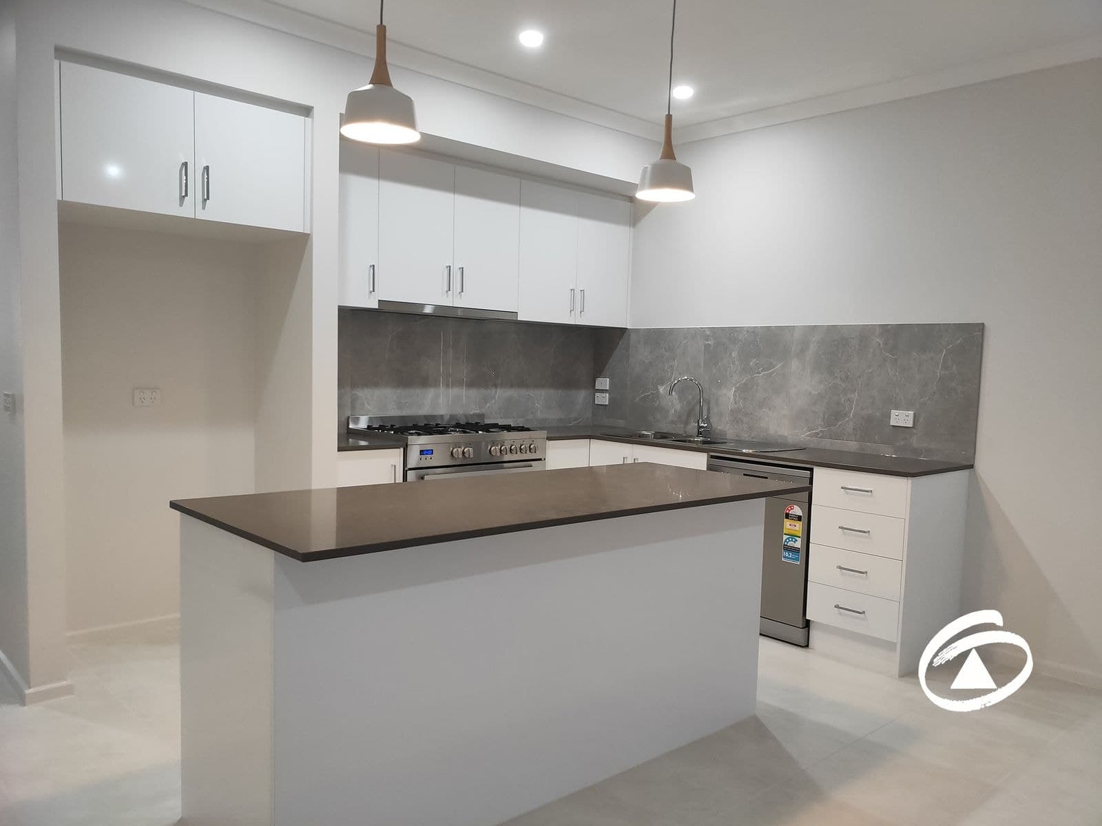 3 Rushgate Street, Pakenham VIC 3810, Pakenham - Thumbnail 2
