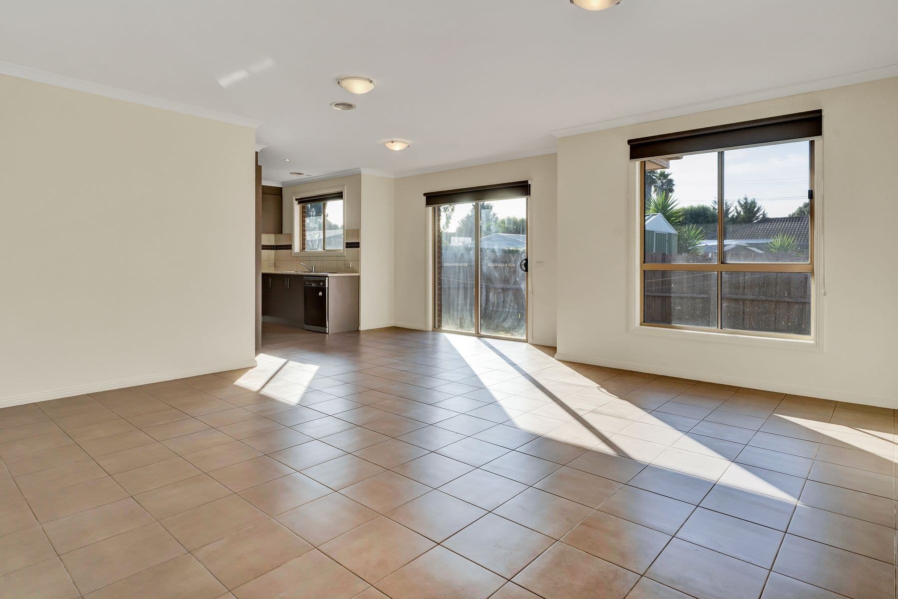 2/61 Station Road, Melton South VIC 3338, Melton South - Thumbnail 2