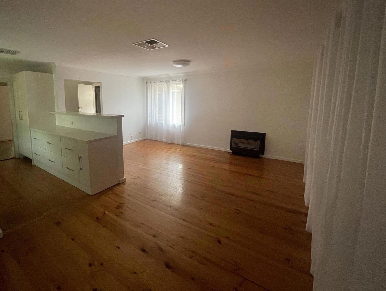 42 Elgar Avenue, Ingle Farm SA 5098, Ingle Farm - Thumbnail 4