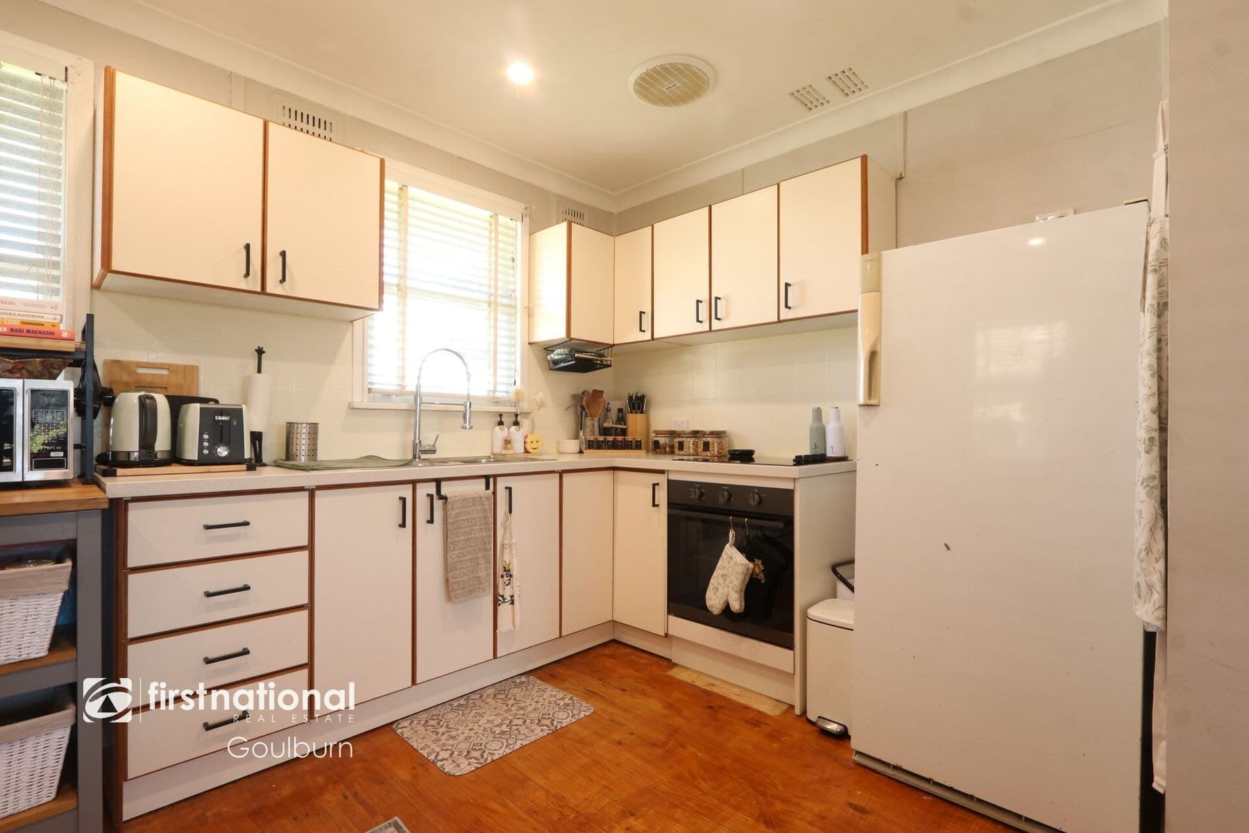 32 Renshaw Street, Goulburn NSW 2580, Goulburn - Thumbnail 2