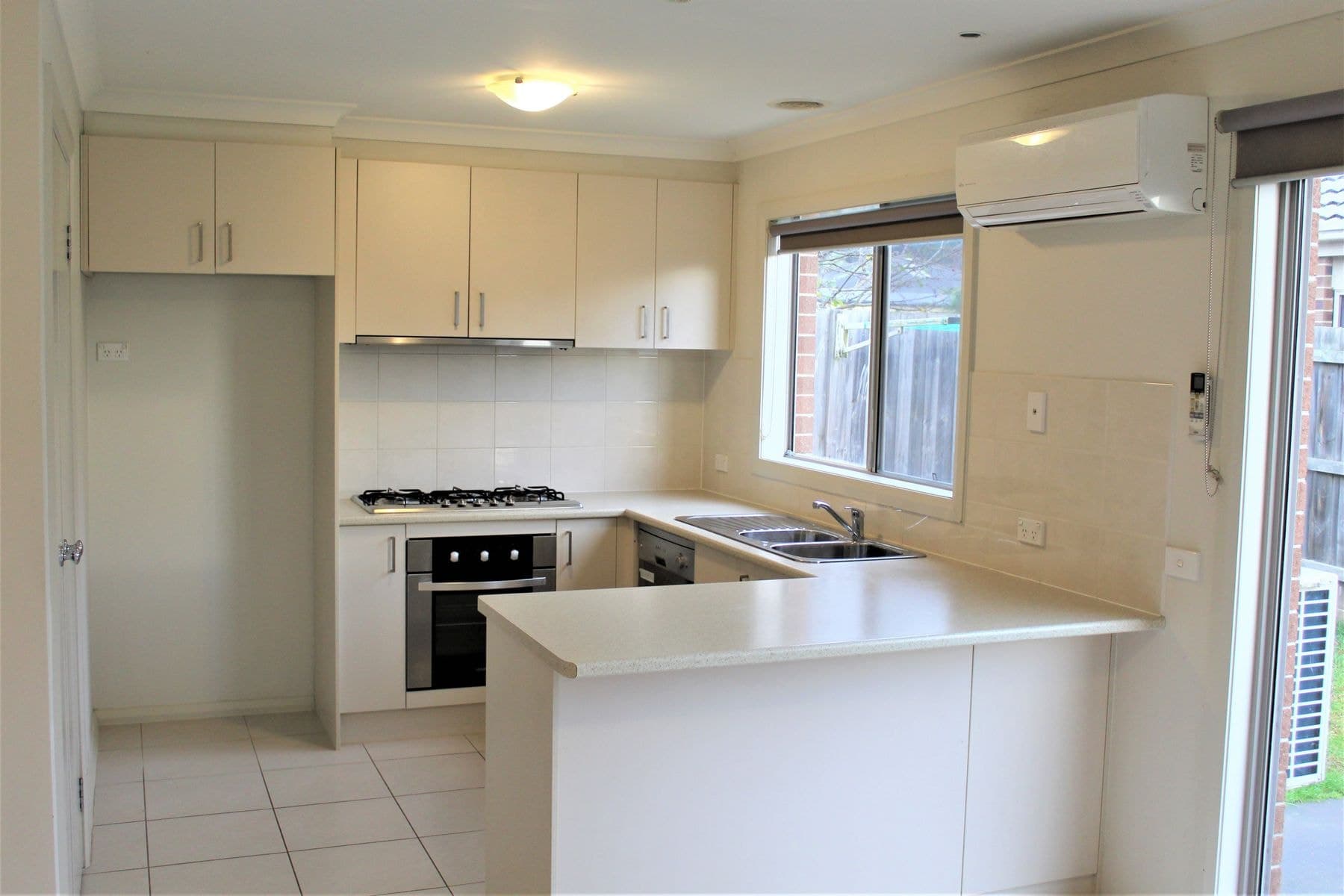 59 Vincent Boulevard, Trafalgar VIC 3824, Trafalgar - Thumbnail 2