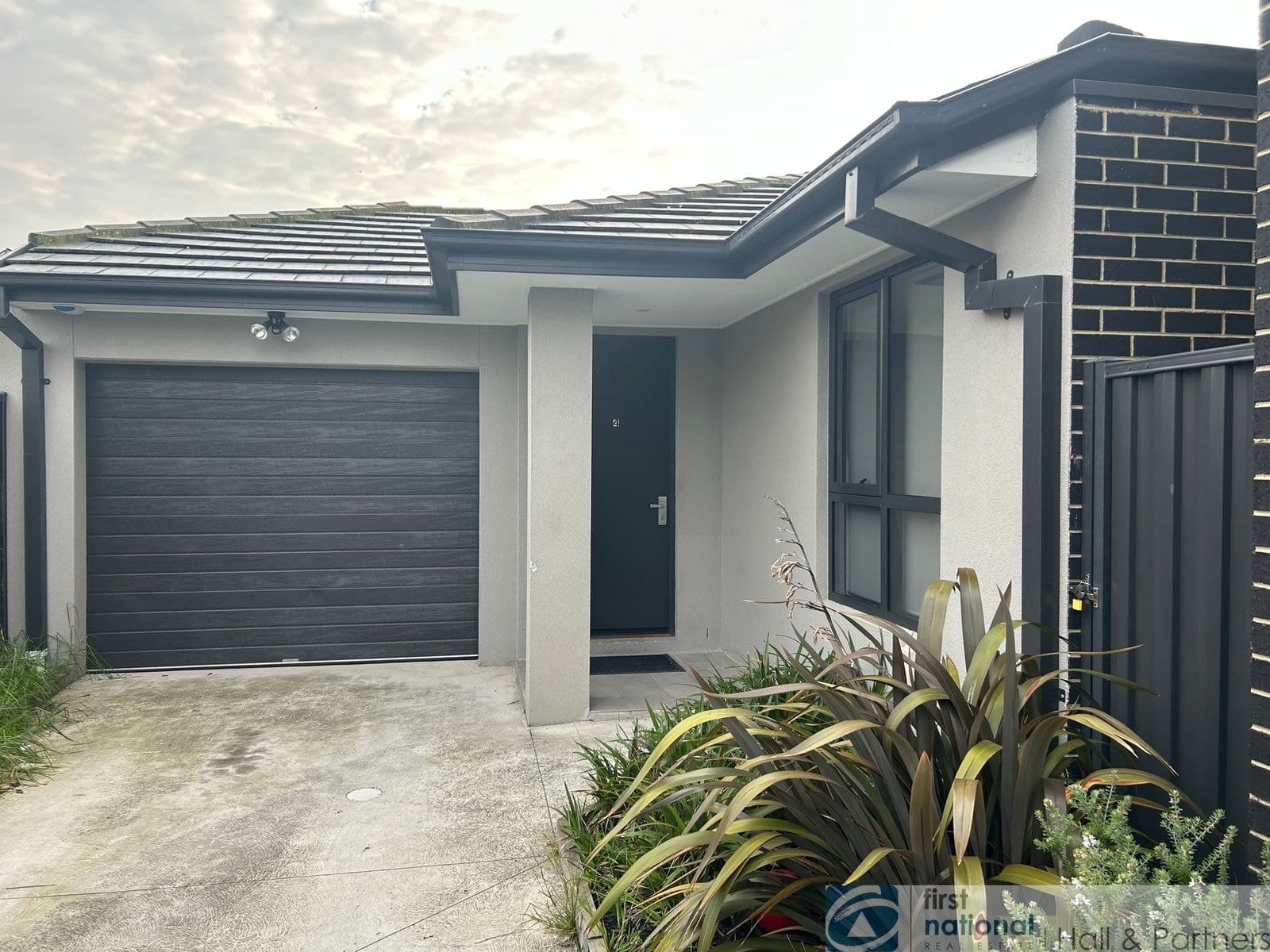 4/16 Tarene Street, Dandenong VIC 3175, Dandenong - Thumbnail 2