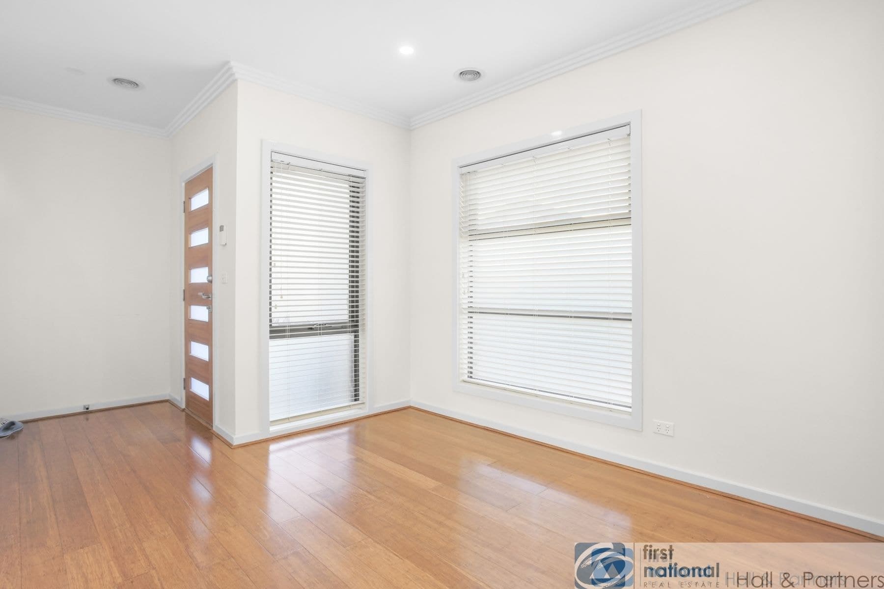 2/23 Hallam Road, Hampton Park VIC 3976, Hampton Park - Thumbnail 3