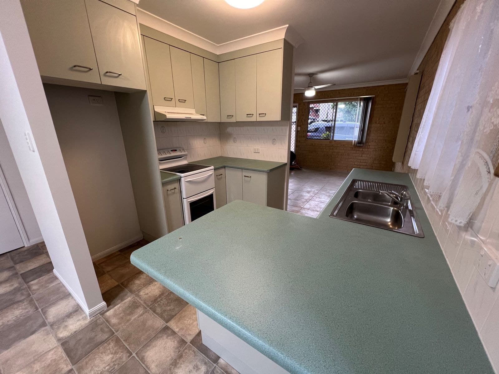 3/5 Cotterill Avenue, Bongaree QLD 4507, Bongaree - Thumbnail 5
