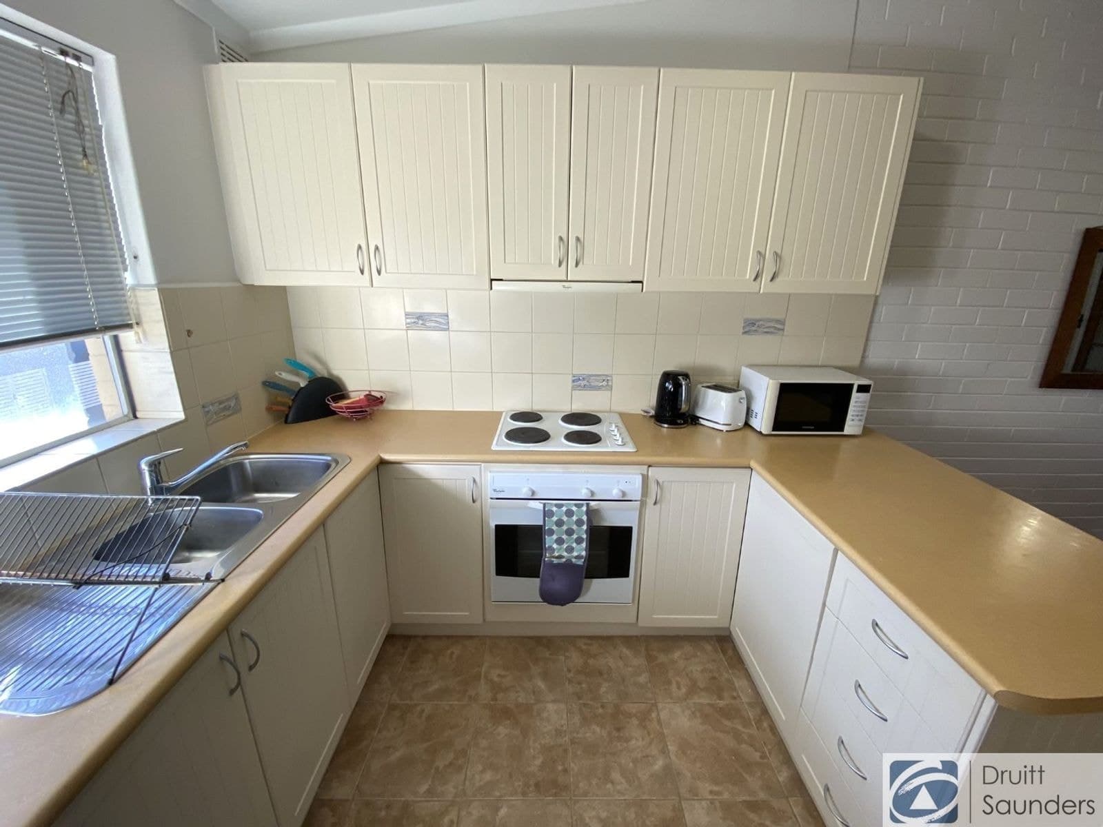6/131 Hastings Street, Scarborough WA 6019, Scarborough - Thumbnail 6