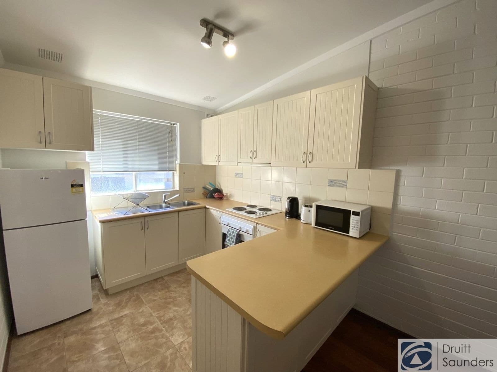 6/131 Hastings Street, Scarborough WA 6019, Scarborough - Thumbnail 7