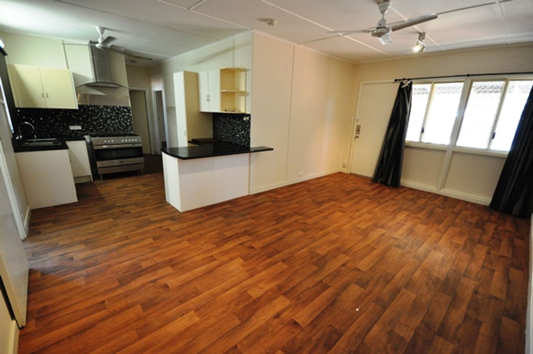 5B Smith Street, South Hedland WA 6722, South Hedland - Thumbnail 2