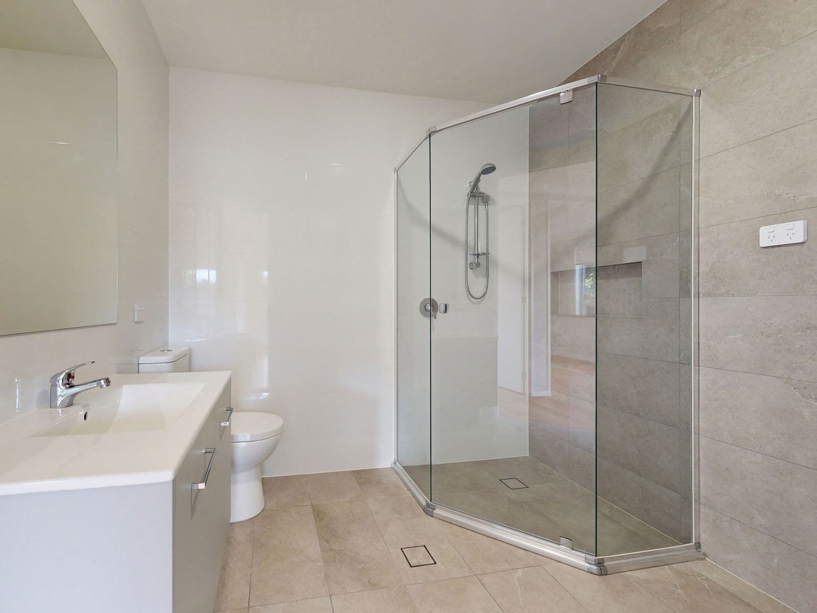 1/39a Eaton Road, West Pennant Hills NSW 2125, West Pennant Hills - Thumbnail 5