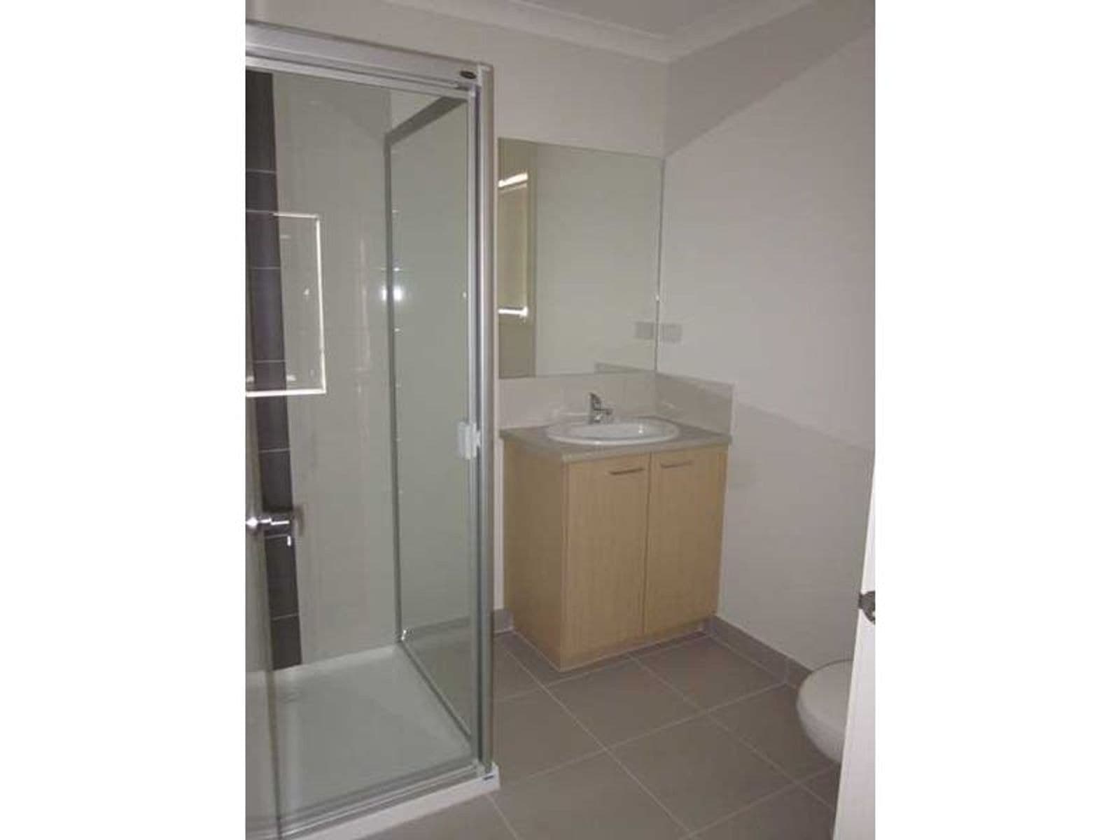 13 Lady Penrhyn Drive, Melton West VIC 3337, Melton West - Thumbnail 8