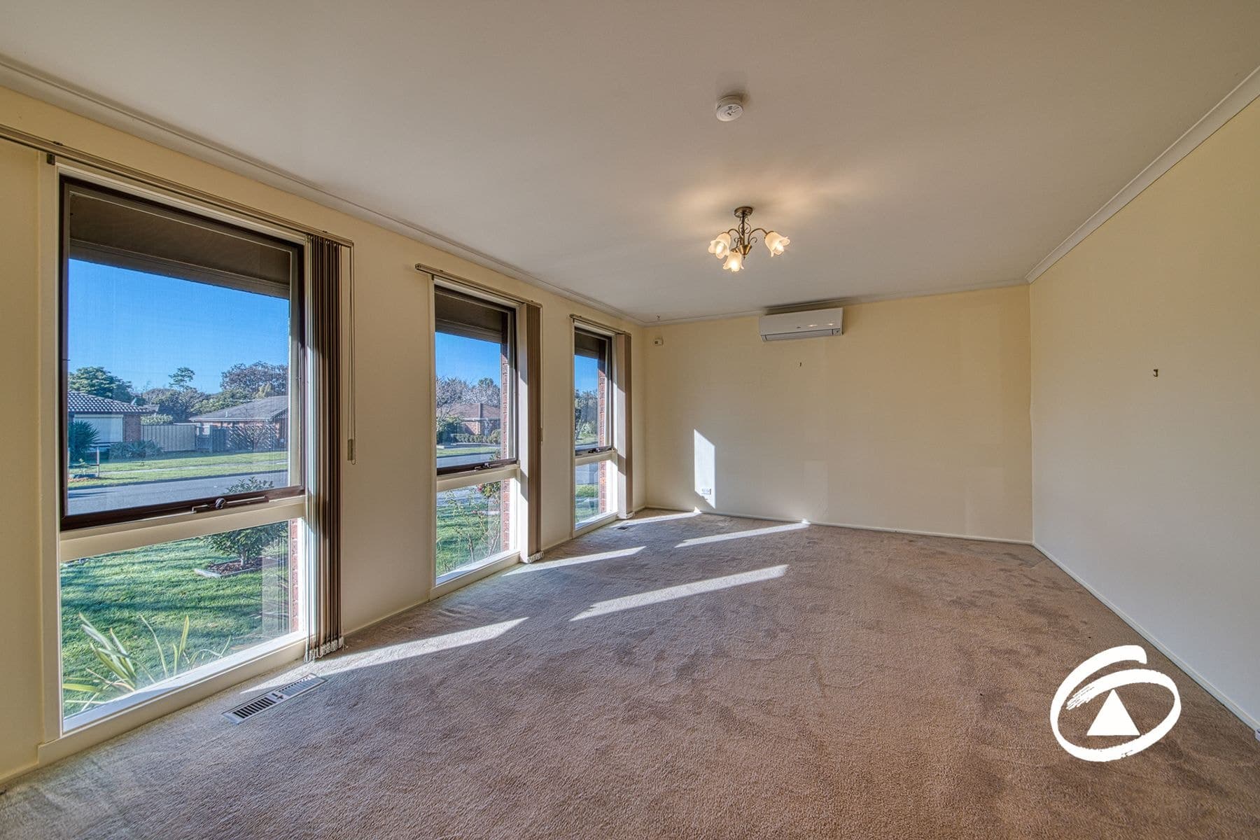 9 Columbia Road, Narre Warren VIC 3805, Narre Warren - Thumbnail 3