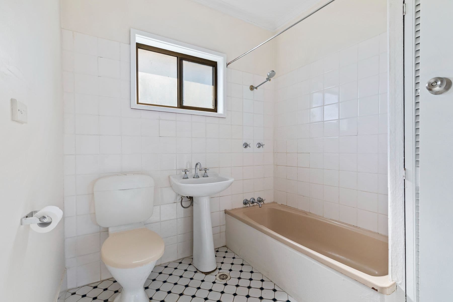 1/20 Beach Street, Belmont South NSW 2280, Belmont South - Thumbnail 3