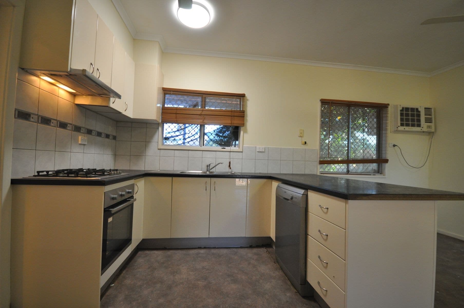 13 Clam Court, South Hedland WA 6722, South Hedland - Thumbnail 4