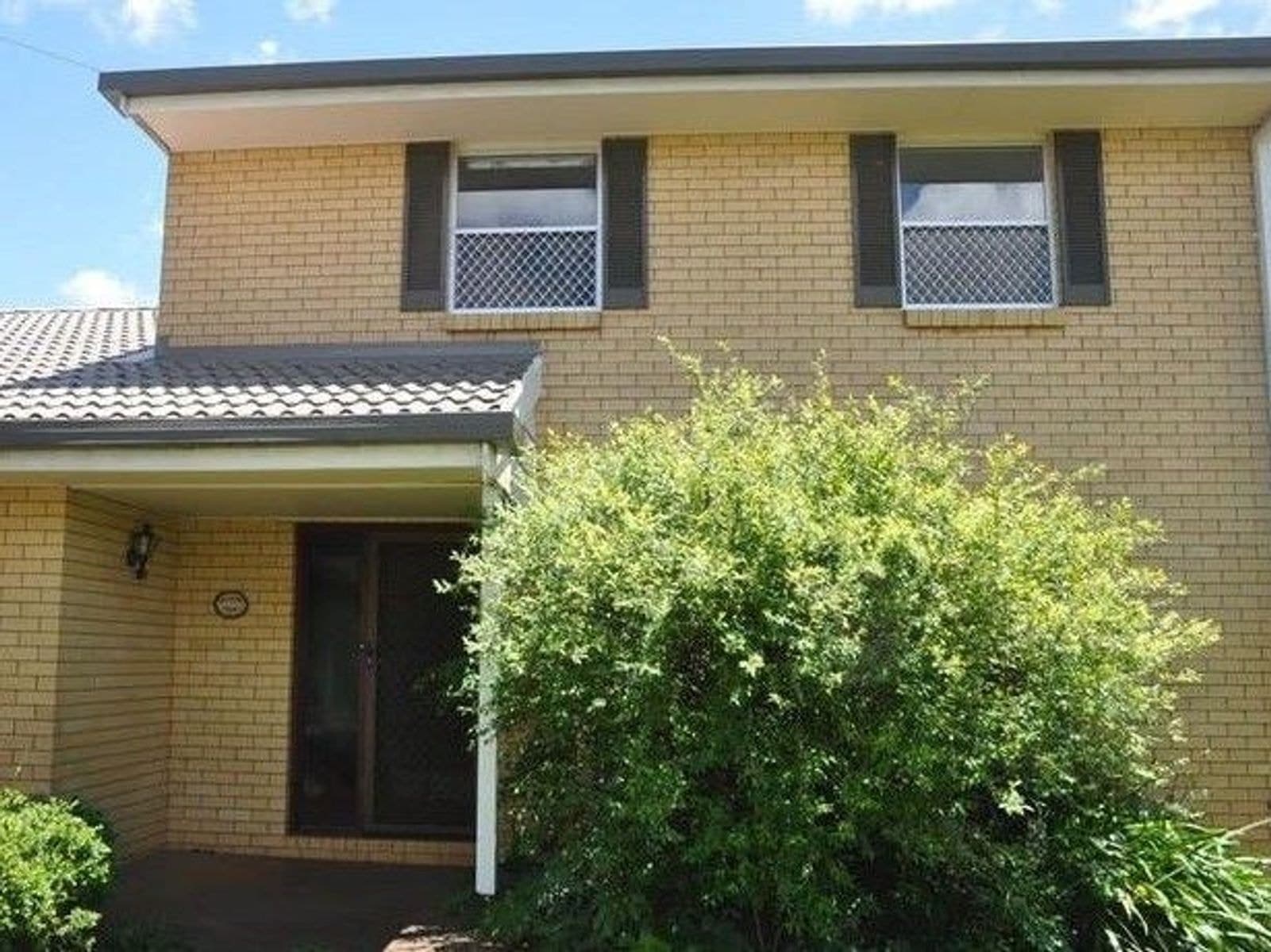 49 Knockator Crescent, Centenary Heights QLD 4350, Centenary Heights - Thumbnail 2