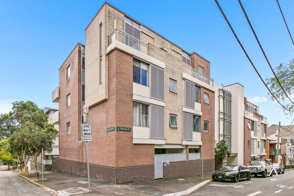 1/8 Sparkes Street, Camperdown - Thumbnail 6