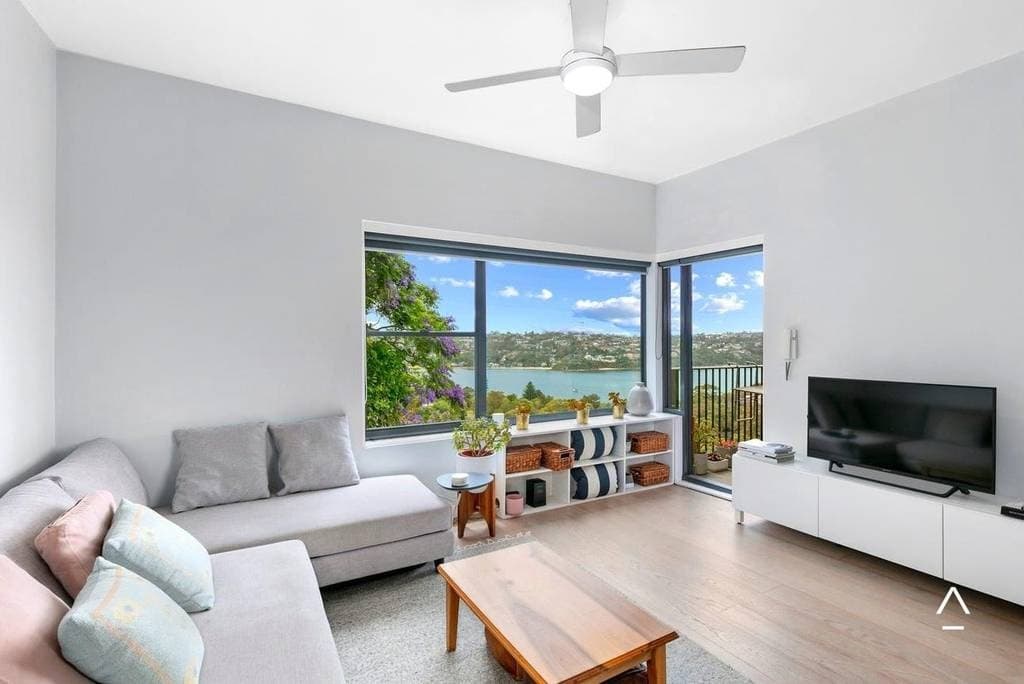 2/19 Warringah Road, Mosman - Thumbnail 2