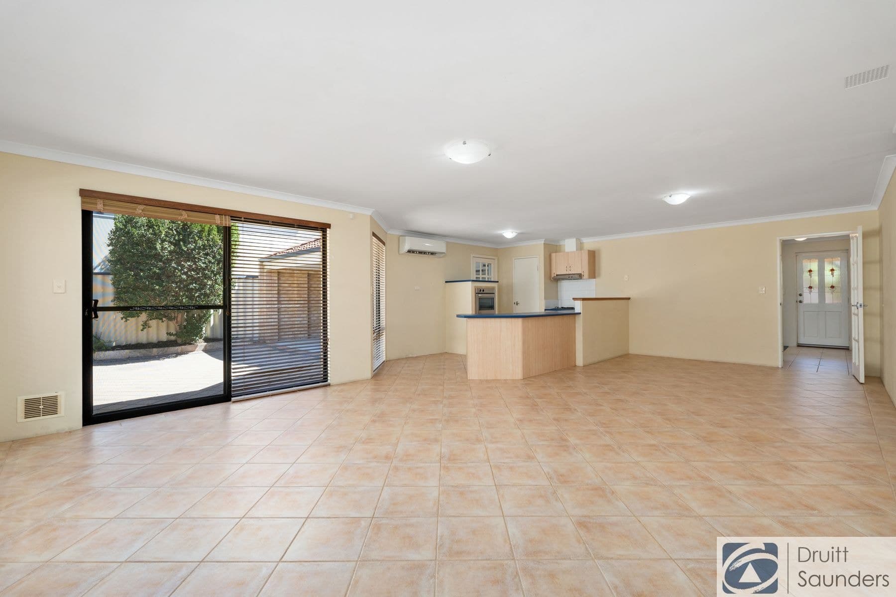 35A Lilacdale Road, Innaloo WA 6018, Innaloo - Image 1