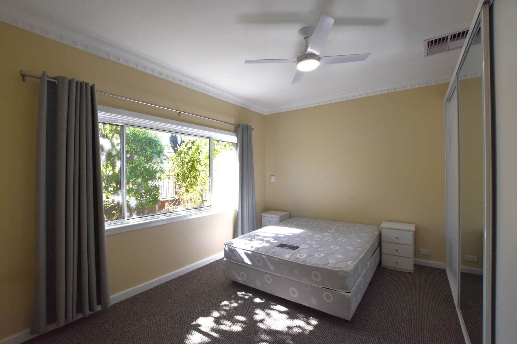 269 Comur Street, Yass NSW 2582, Yass - Thumbnail 2
