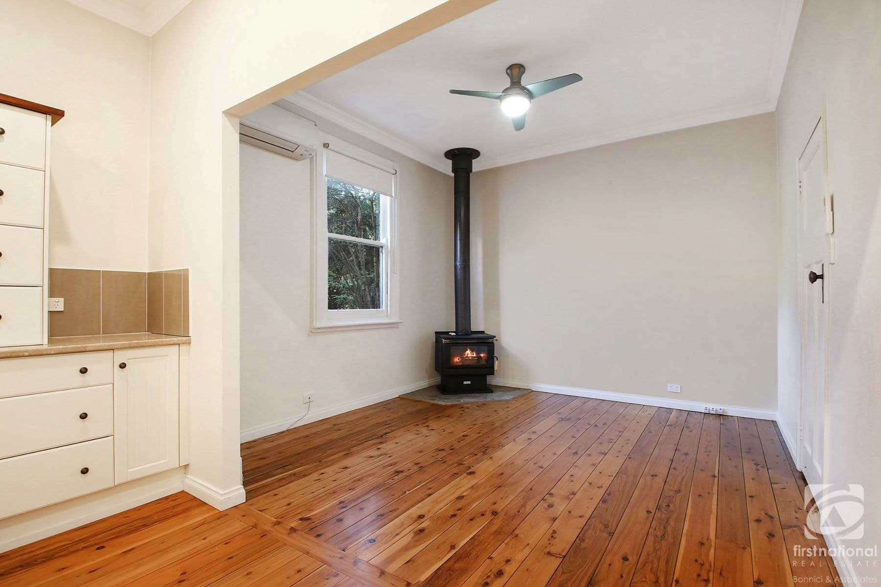 36 Wood Street, Beechworth VIC 3747, Beechworth - Thumbnail 4