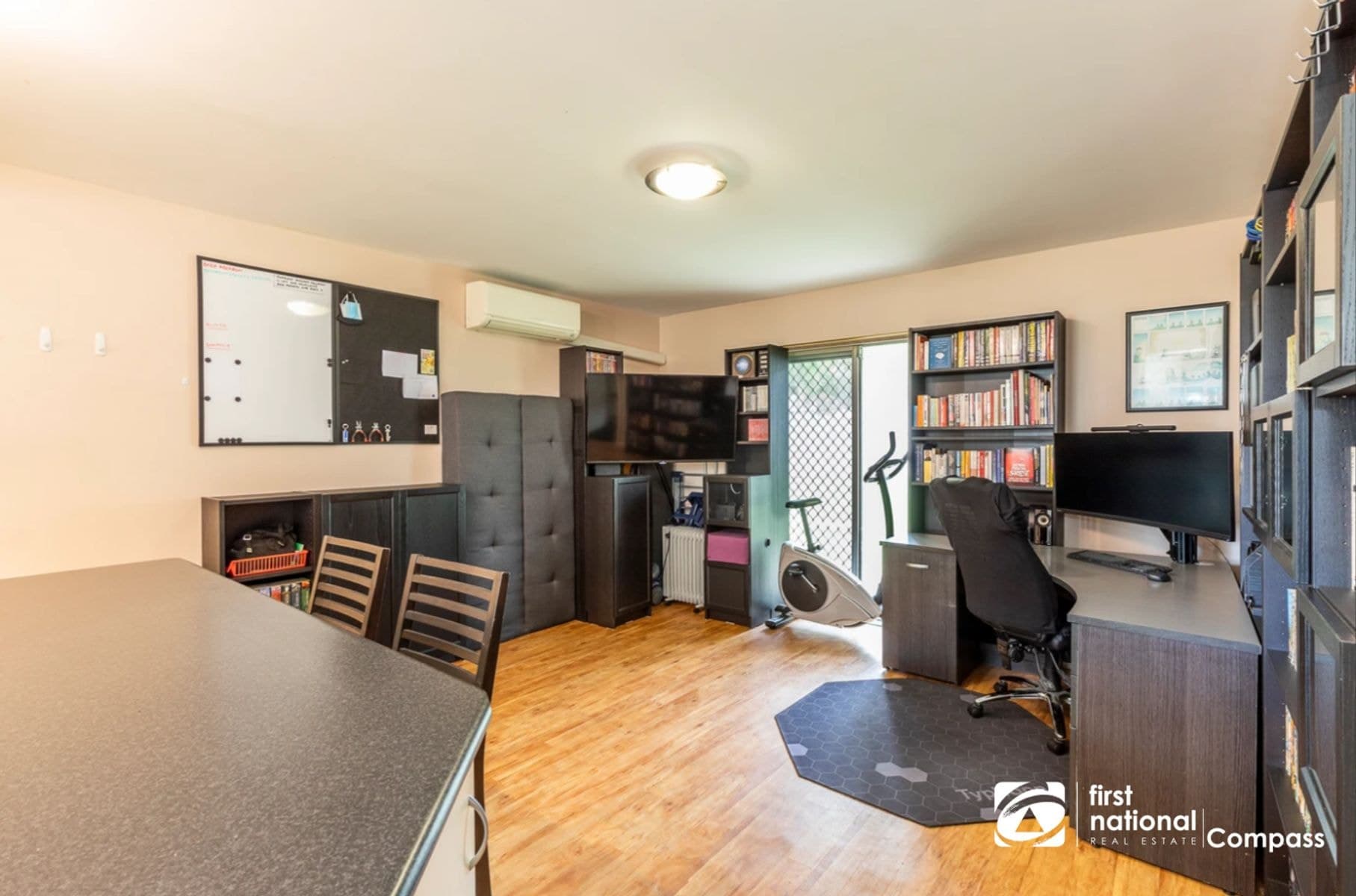 2/55 Deanmore Road, Scarborough WA 6019, Scarborough - Thumbnail 6