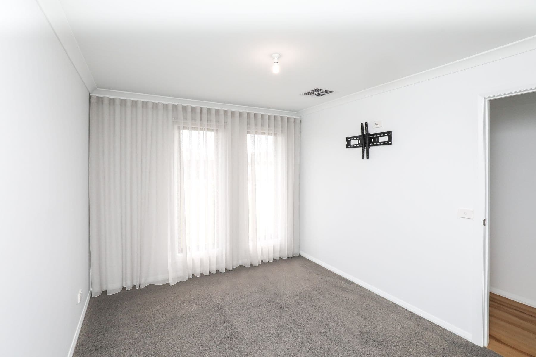 10 Shiraz Court, Mildura VIC 3500, Mildura - Thumbnail 3