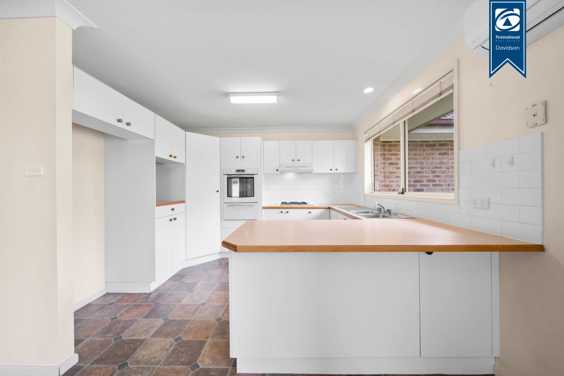 26 Gracemere Court, Wattle Grove NSW 2173, Wattle Grove - Thumbnail 3