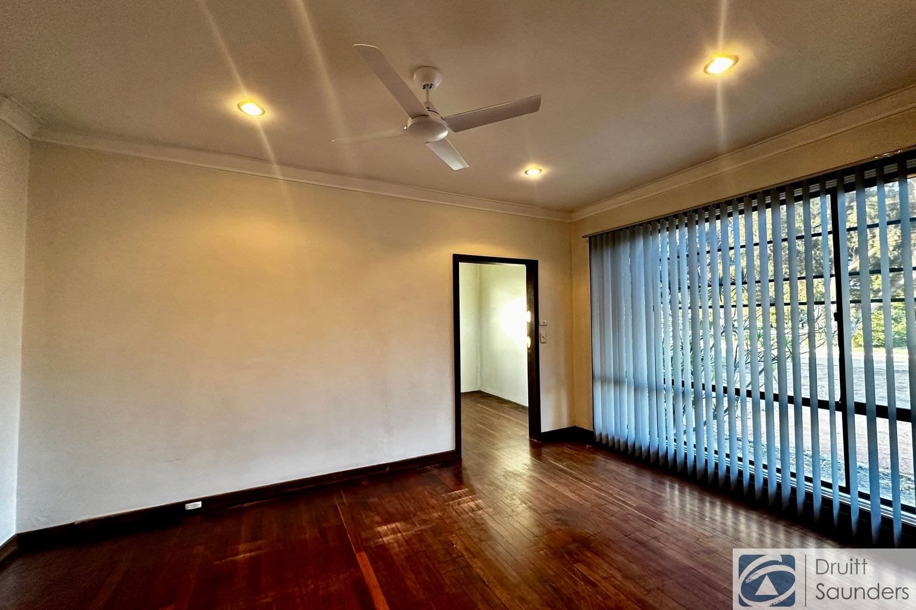 145 Arlunya Avenue, Cloverdale WA 6105, Cloverdale - Thumbnail 4