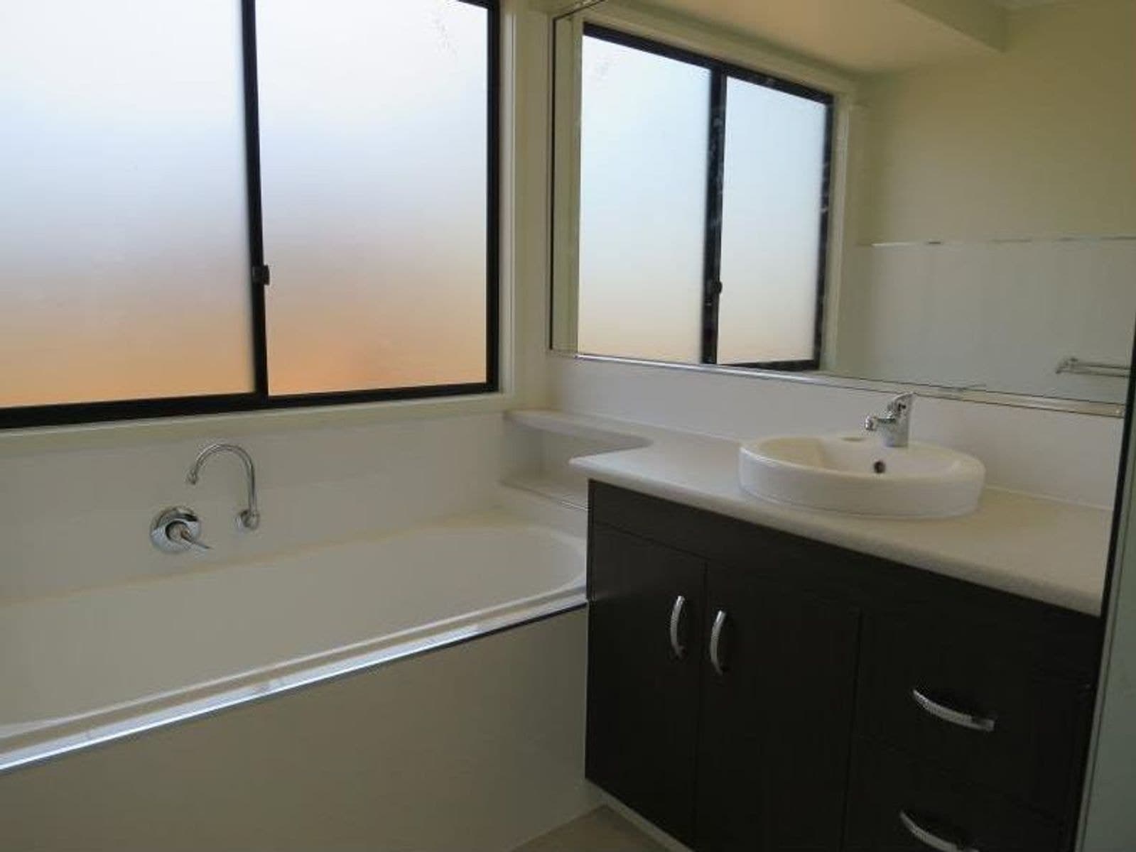 1/13 Pearce Street, East Mackay QLD 4740, East Mackay - Thumbnail 8