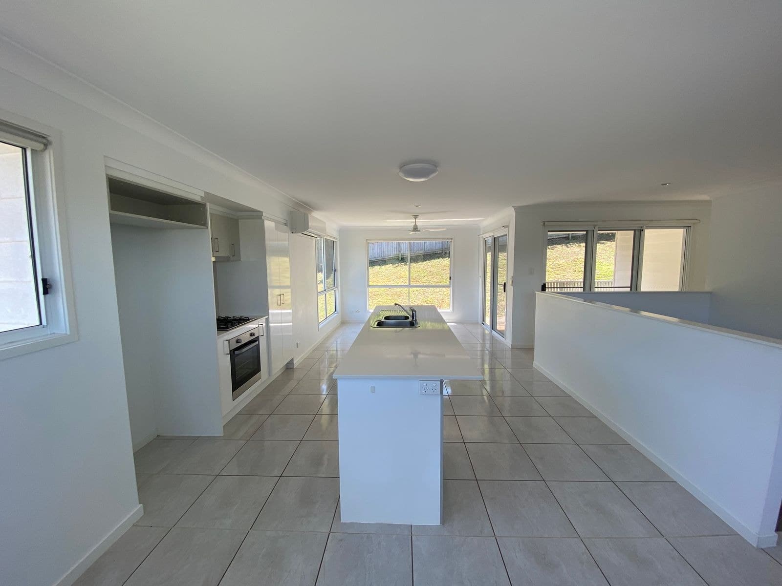 44 Jackson Street, Sarina QLD 4737, Sarina - Thumbnail 3