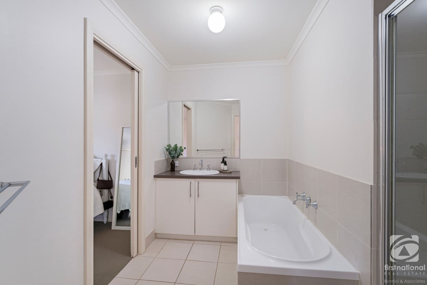 18 Jessica Court, Tangambalanga VIC 3691, Tangambalanga - Thumbnail 3