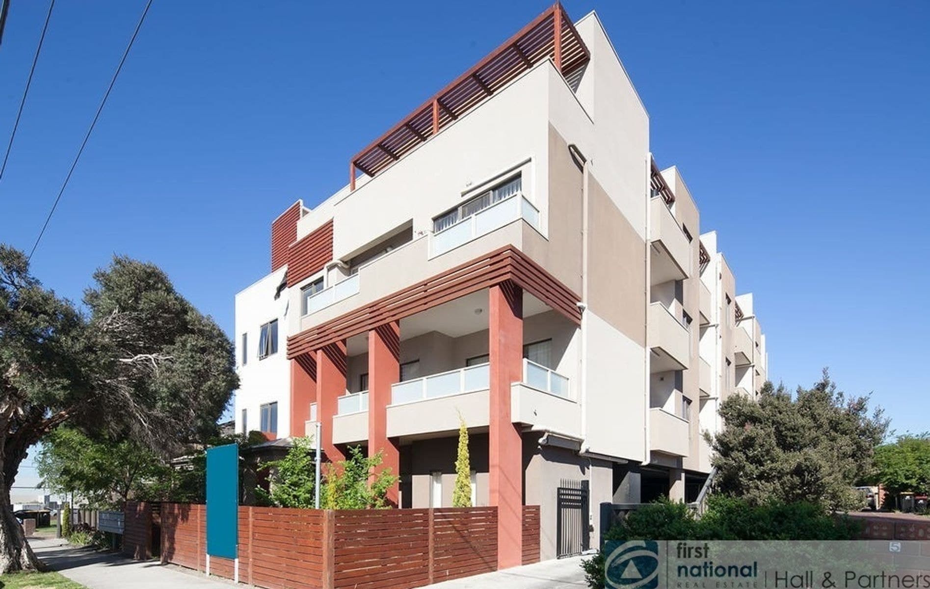 10/3 Market Street, Dandenong VIC 3175, Dandenong - Image 1