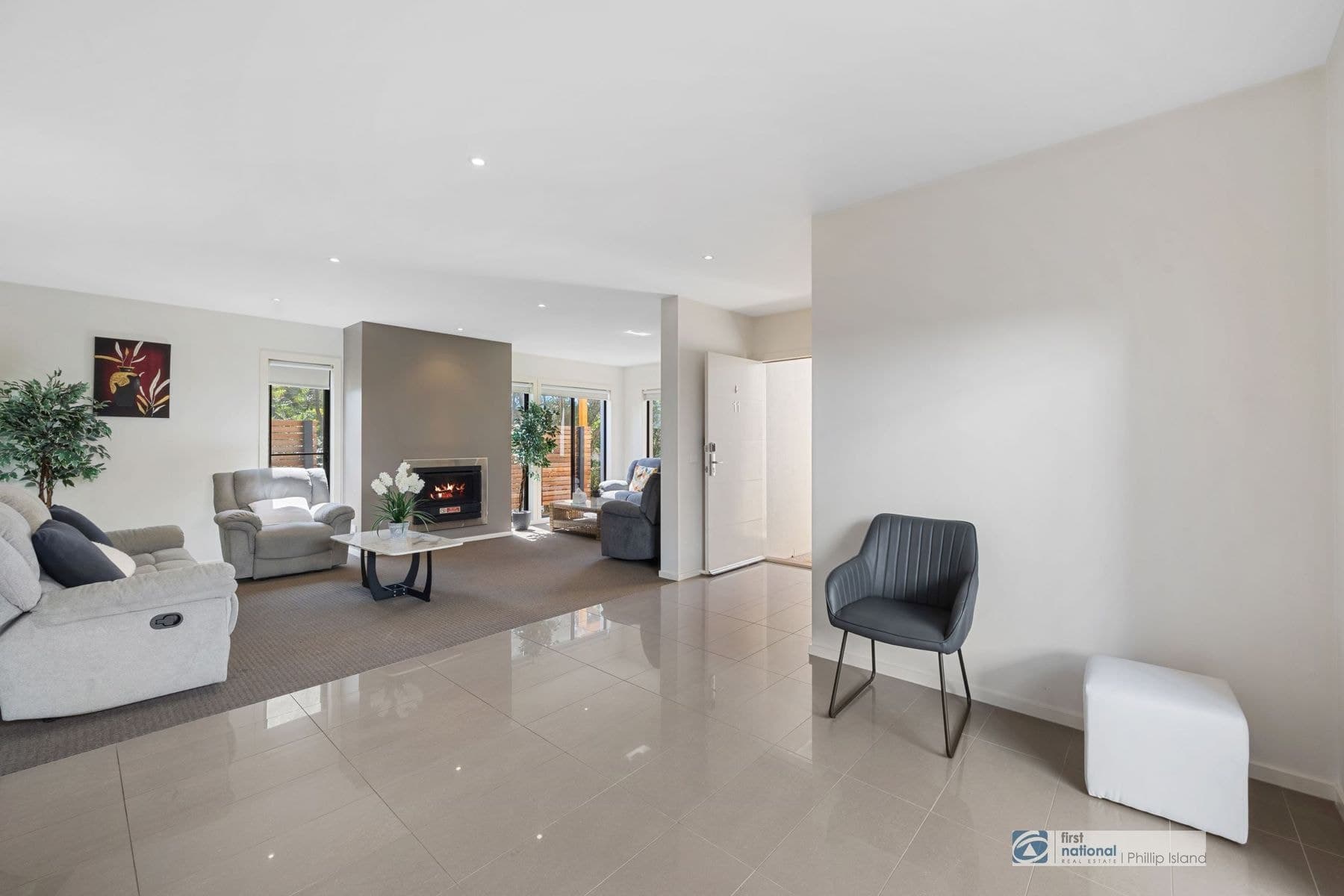 11 Pobblebonk Place, Cowes VIC 3922, Cowes - Thumbnail 3