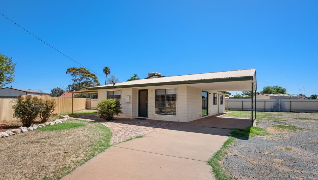 33 Talmalmo Place, South Kalgoorlie WA 6430, South Kalgoorlie - Image 1