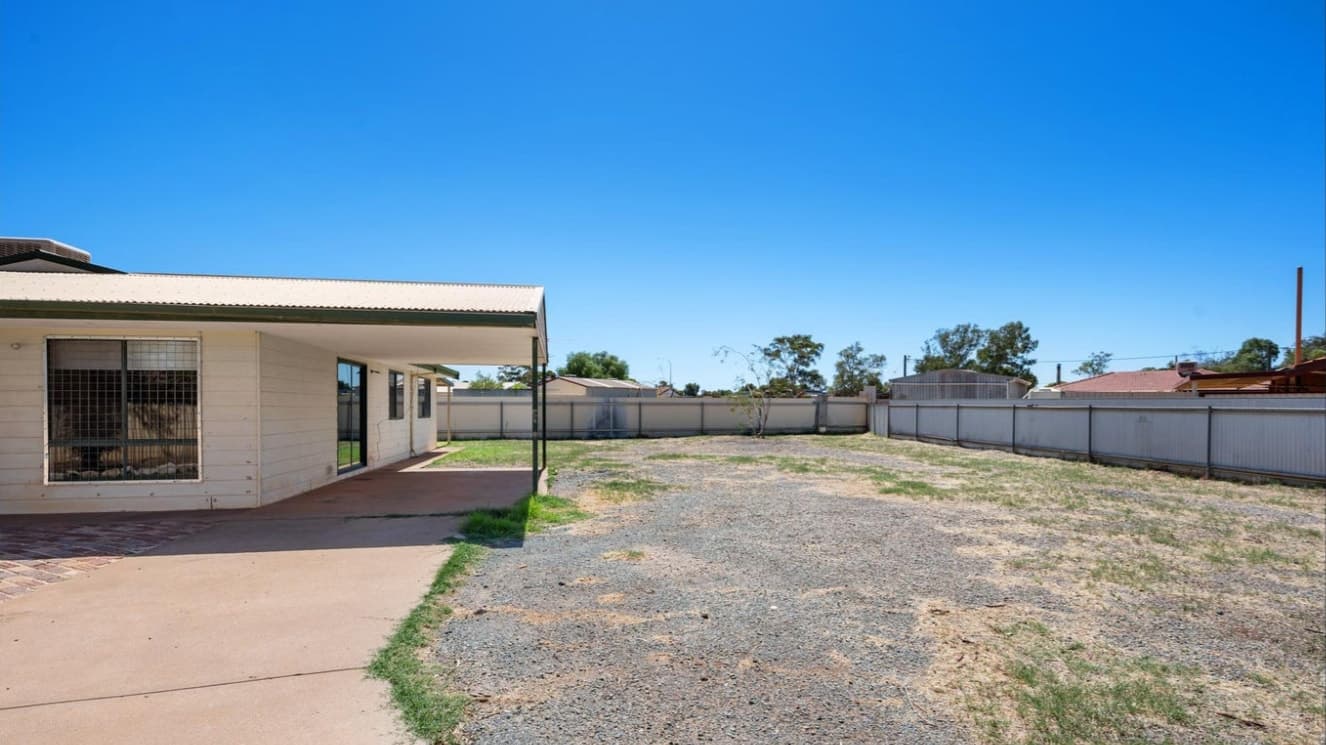 33 Talmalmo Place, South Kalgoorlie WA 6430, South Kalgoorlie - Thumbnail 2